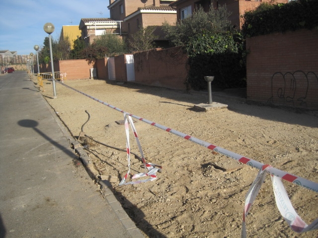 L’Ajuntament de Lleida està duent a terme les obres de millora del carrer Arquitecte Porqueres de Vilamontcada, després de finalitzar la reurbanització del carrer Arquitecte Bergós