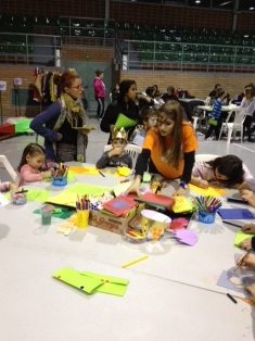 Foto 1. L’associació L’Hangar ha organitzat el 4t parc infantil, amb diferents activitats