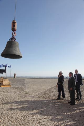 La campana es podrà observar durant el mes de maig al claustre de la Seu Vella