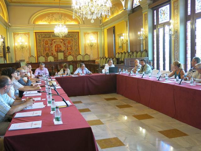 L’alcalde Àngel Ros ha presidit aquesta tarda la presentació de l’avanç del POUM als representants de l'àmbit educatiu de la ciutat de Lleida