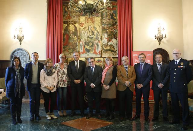 Uns 13.000 alumnes de 69 centres educatius rebran educació viària a Lleida durant el curs escolar 2015-2016, gràcies al Programa Escolar d’Educació Viària que promou l’Ajuntament de Lleida i la Guàrdia Urbana, amb el suport de la Fundació Mapfre