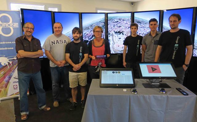 El Lleida Liquid Galaxy s’amplia amb els projectes de quatre estudiants becats per Google 