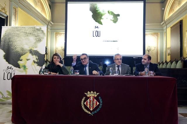 La presentació de la 54a edició de la Fira de l’Oli de Qualitat Verge Extra i les Garrigues s'ha fet al Saló de Sessions