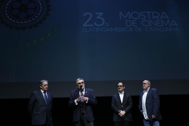 L’alcalde Ros ha assegurat a la Mostra que darrere de l’organització de tres festivals de cinema a Lleida hi ha l’aposta ferma pel sector audiovisual, amb una ciutat a la qual agrada el cine i que vol estar present en la indústria cinematogràfica