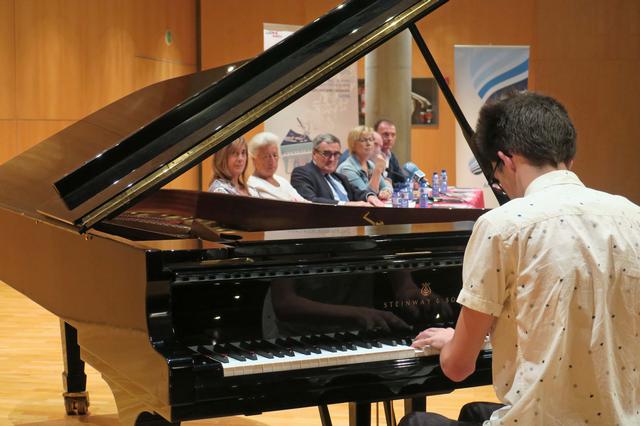 El primer concurs internacional de piano per a joves talents fins a 17 anys arrenca a Lleida aquest dijous. Té lloc fins diumenge a l'Auditori Municipal Enric Granados
